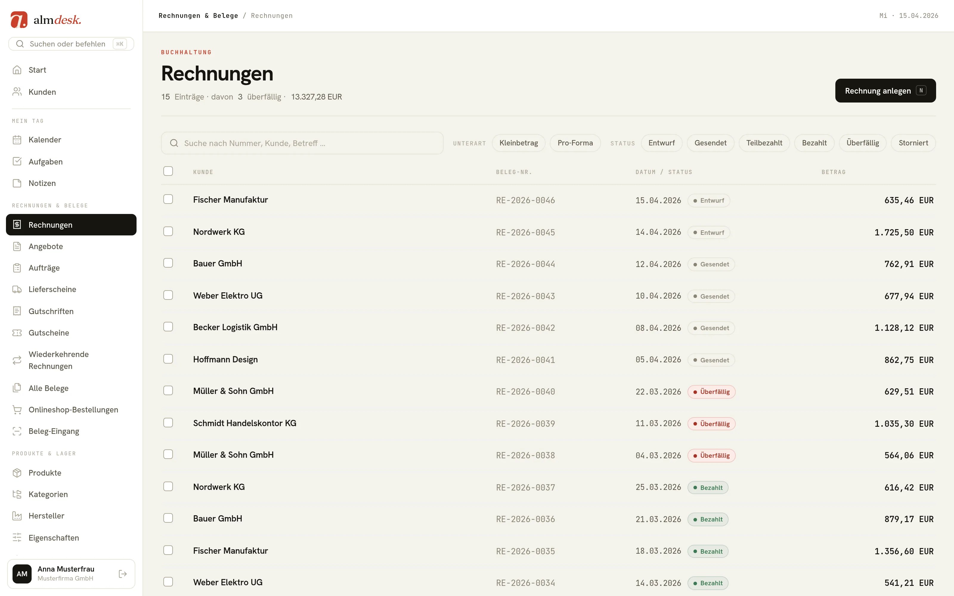 Rechnungsliste in almdesk mit 15 Belegen, Gesamtsumme 13.327,28 Euro und gemischten Status